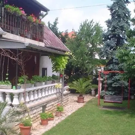 Ferienhaus Bogracsos Apartmanhaz *