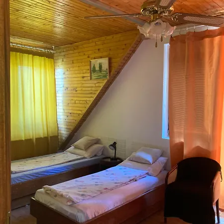 Bogracsos Apartmanhaz Ferienhaus