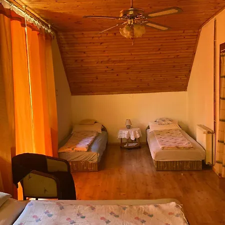Ferienhaus Bogracsos Apartmanhaz *