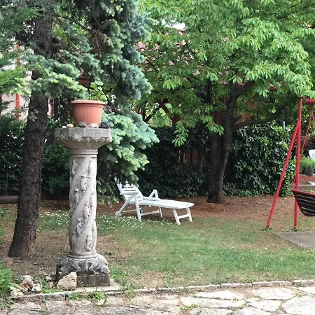 Bogracsos Apartmanhaz *