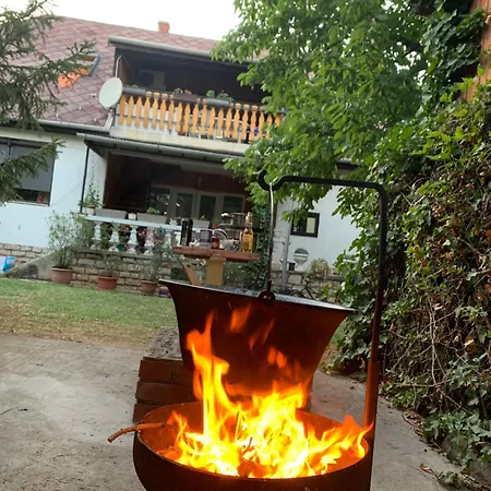 Bogracsos Apartmanhaz Ferienhaus