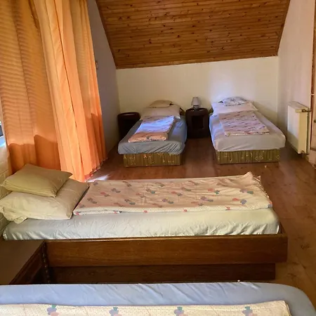 Bogracsos Apartmanhaz